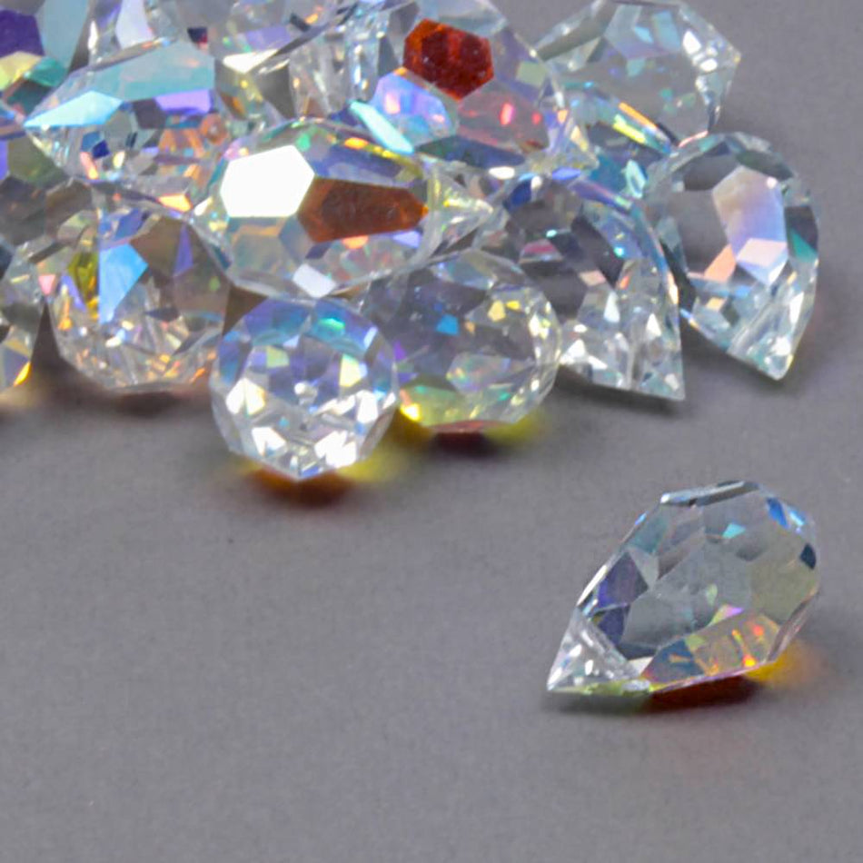 Preciosa Glass Briolette Faceted Teardrop Bead - 20x12mm