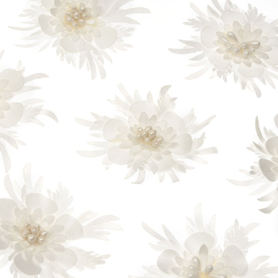 Flower Satin Finish w Pearl (Pair)