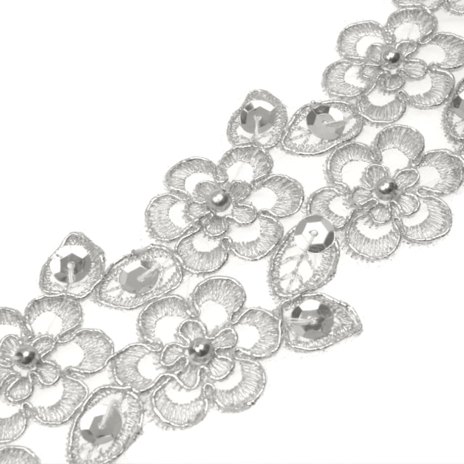 Floral Daisies w Sequin & Beading Embroidered Trim