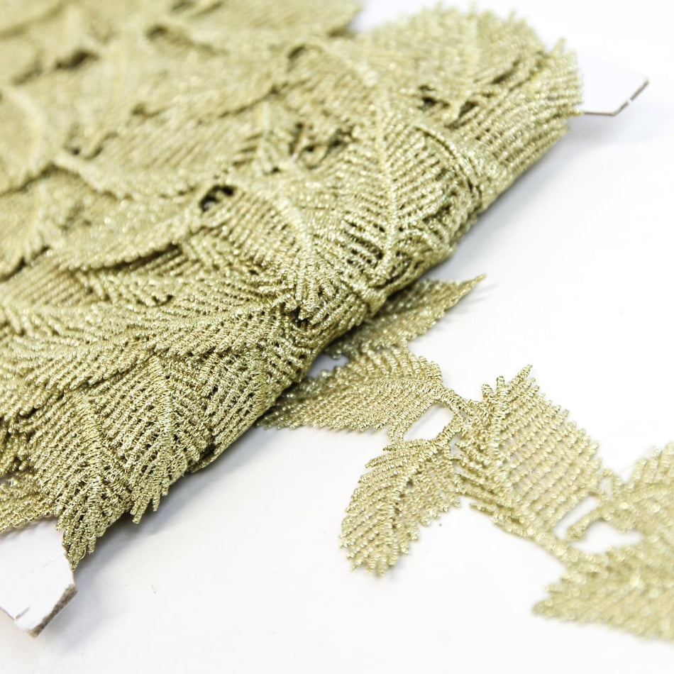 Lace Guipure Trim w Dainty Leaves