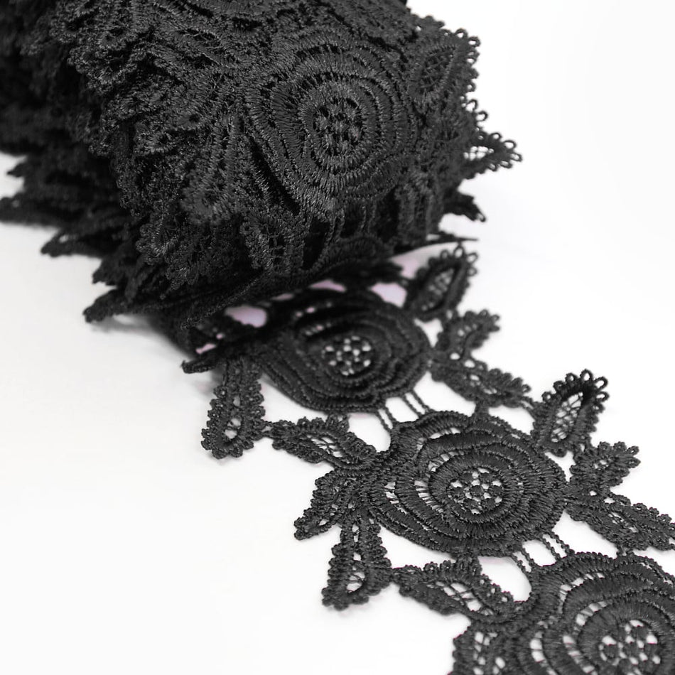 Lace Guipure Trim w Roses