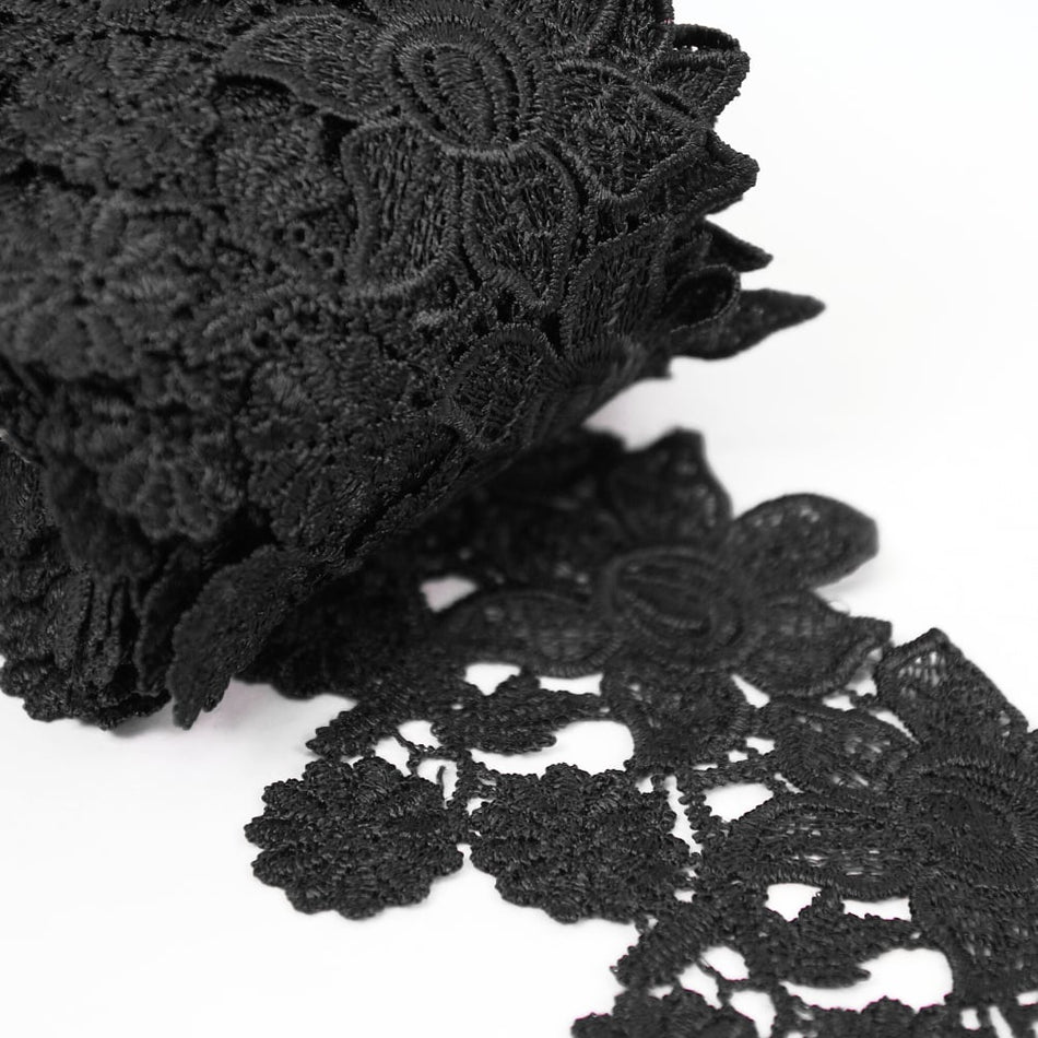 Lace Guipure Trim w Rain Lilies