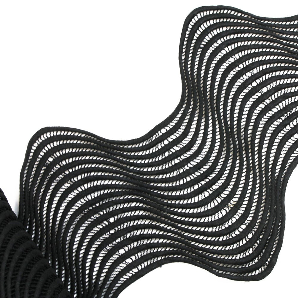 Lace Trim w Calming Waves Pattern