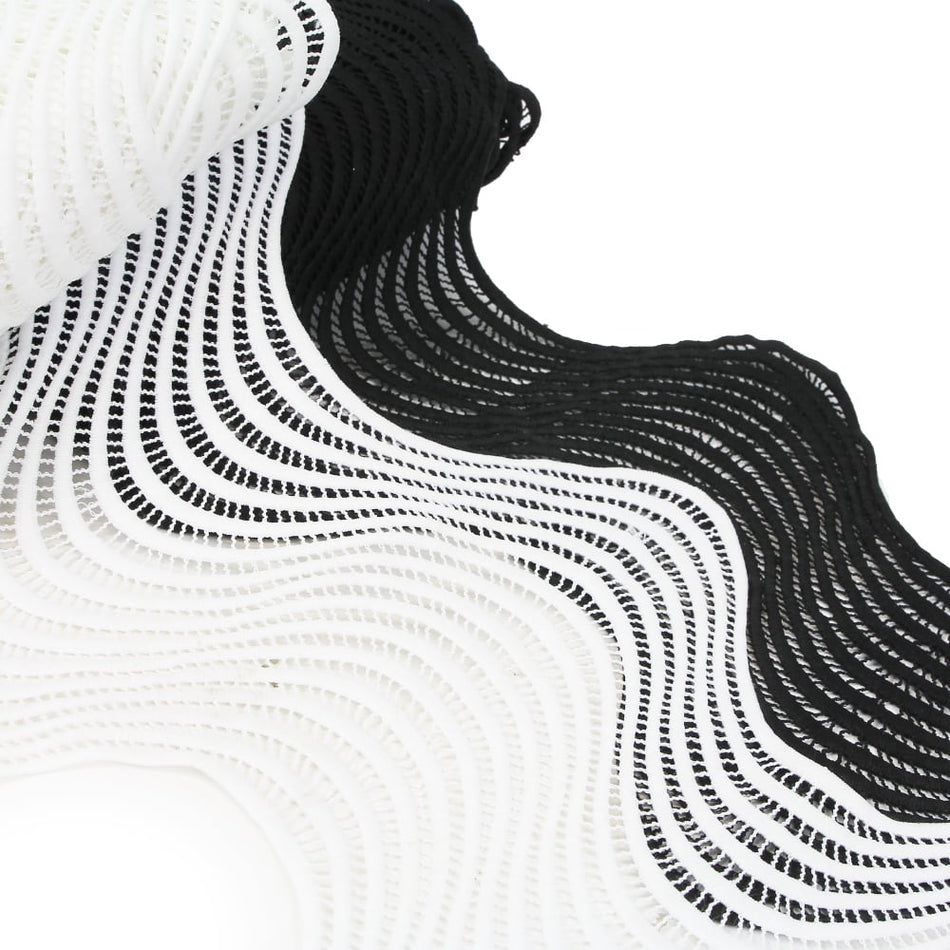 Lace Trim w Calming Waves Pattern