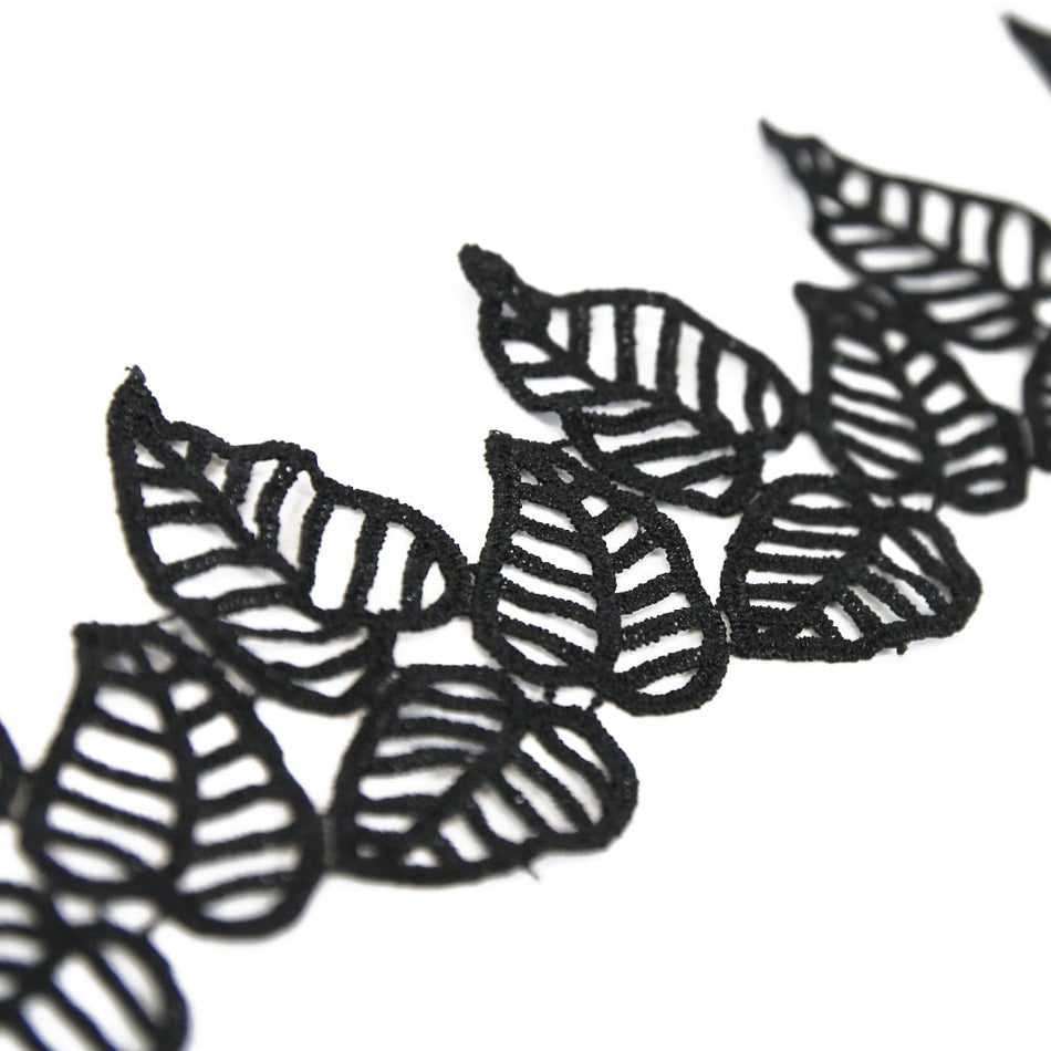 Lace Guipure Trim w Triplet Leaves