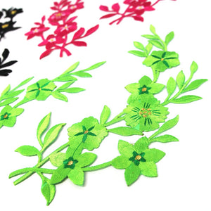 Savanna Flower Iron-On Embroidered Motif (Pair)