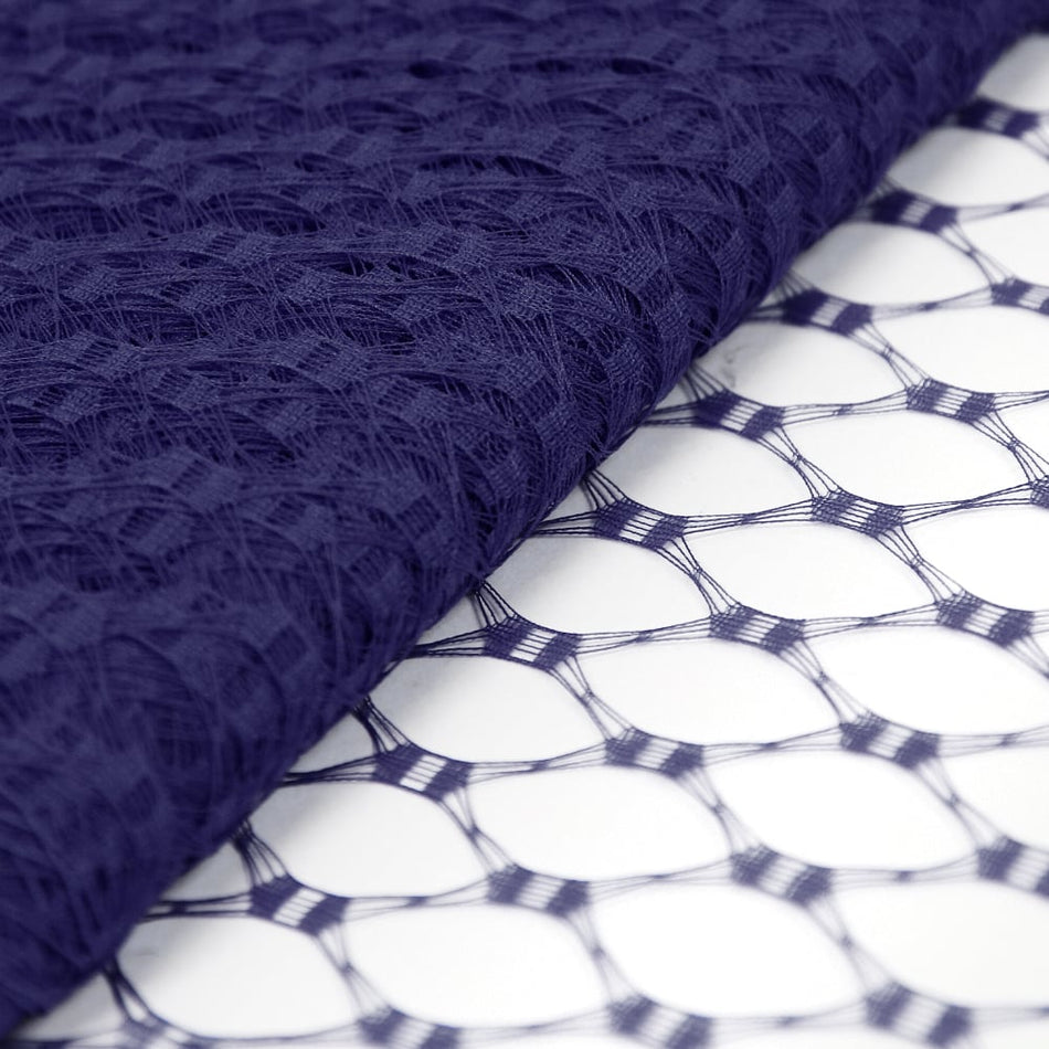 Vintage Open Weave Veiling - 23cm / 9"
