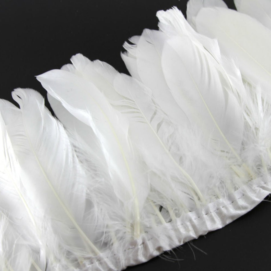Goose Nagoire Feather Fringe
