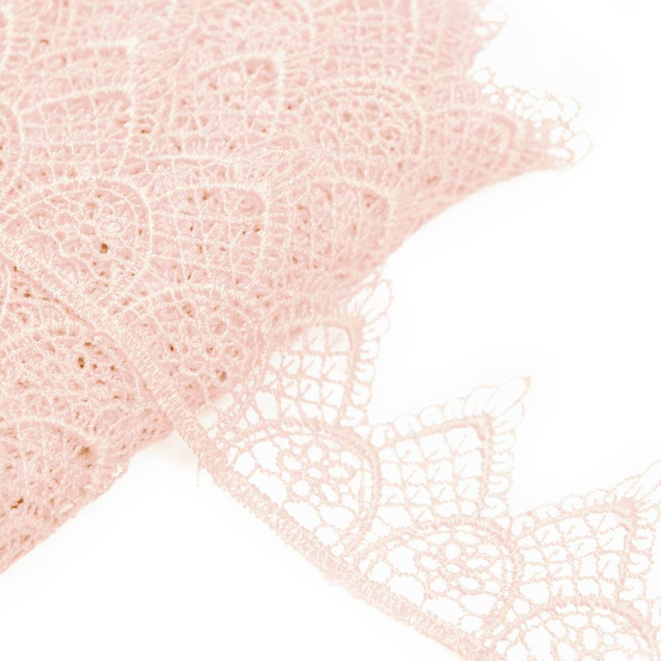 Lace Guipure Trim w Daisies & Pointed Scalloped Edging