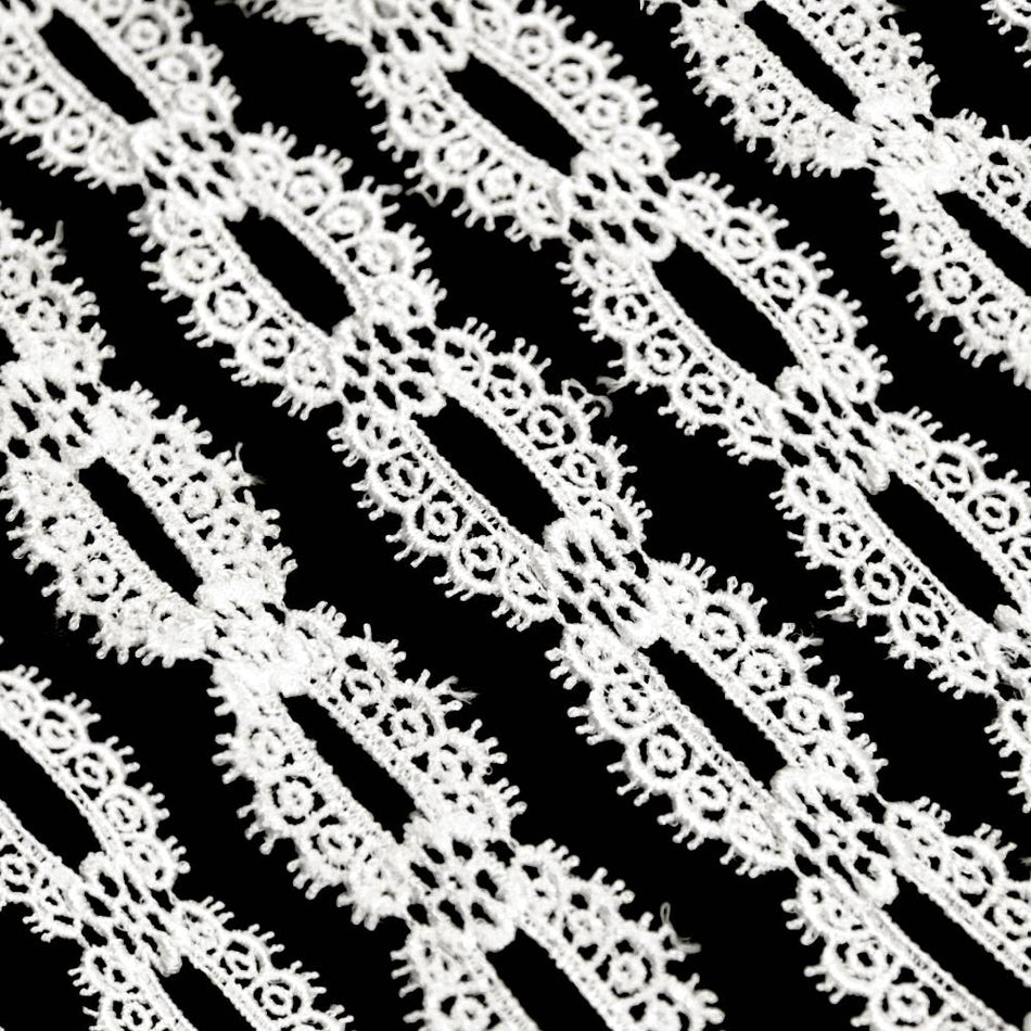 Lace Guipure Trim w Double-Sided Floral Scallop Edging