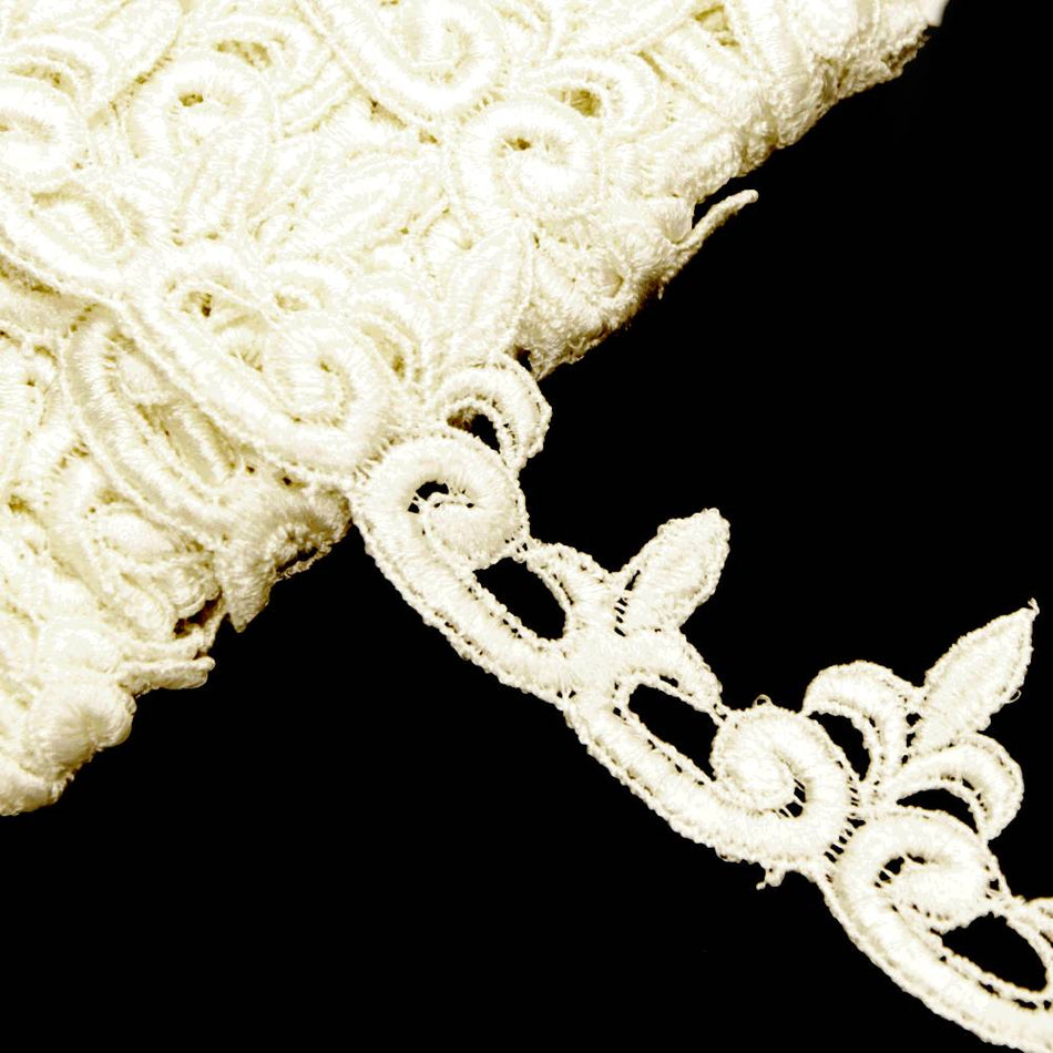 Lace Guipure Trim w Fleur De Lis Swirls