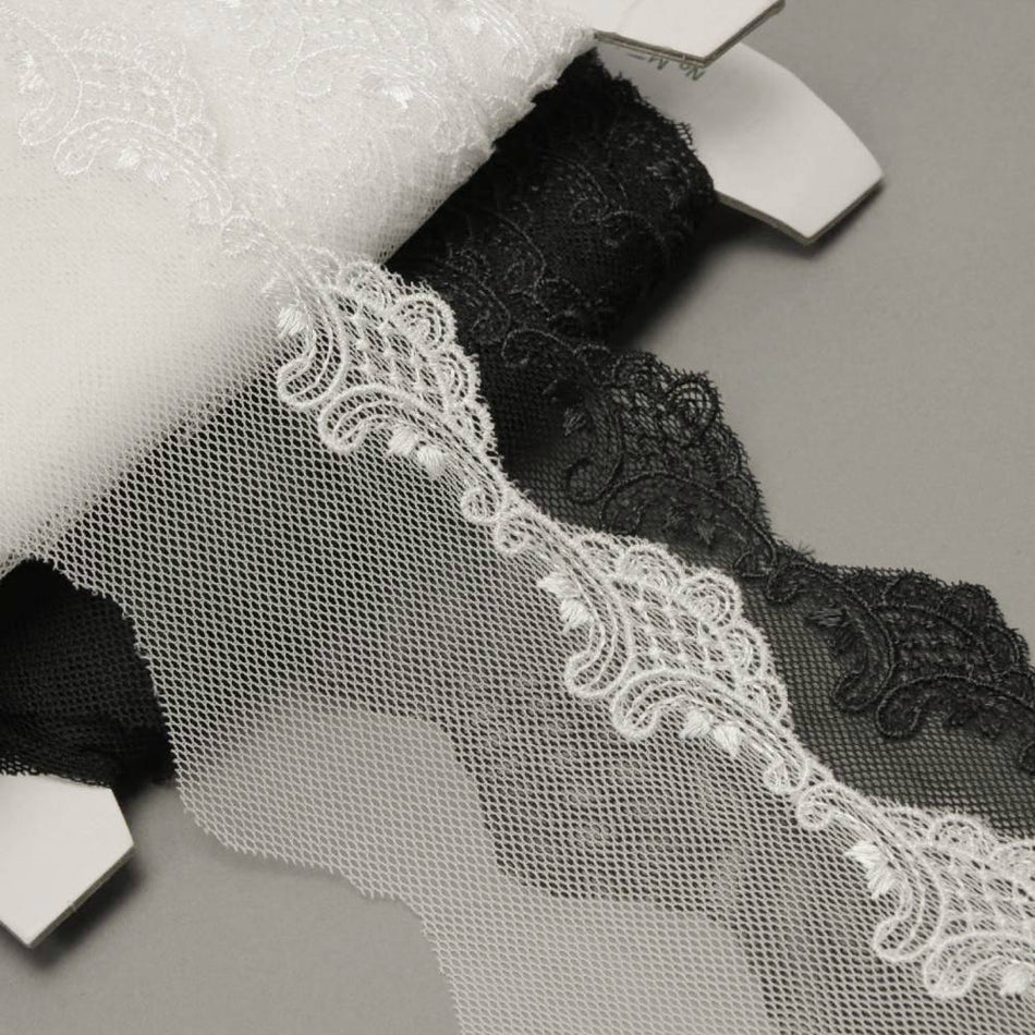 Lace Galloon Trim w Embroidered Edging