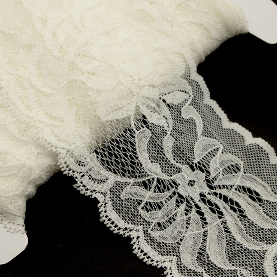 Roses & Swirls Stretch Lace Trim w Scalloped Edging