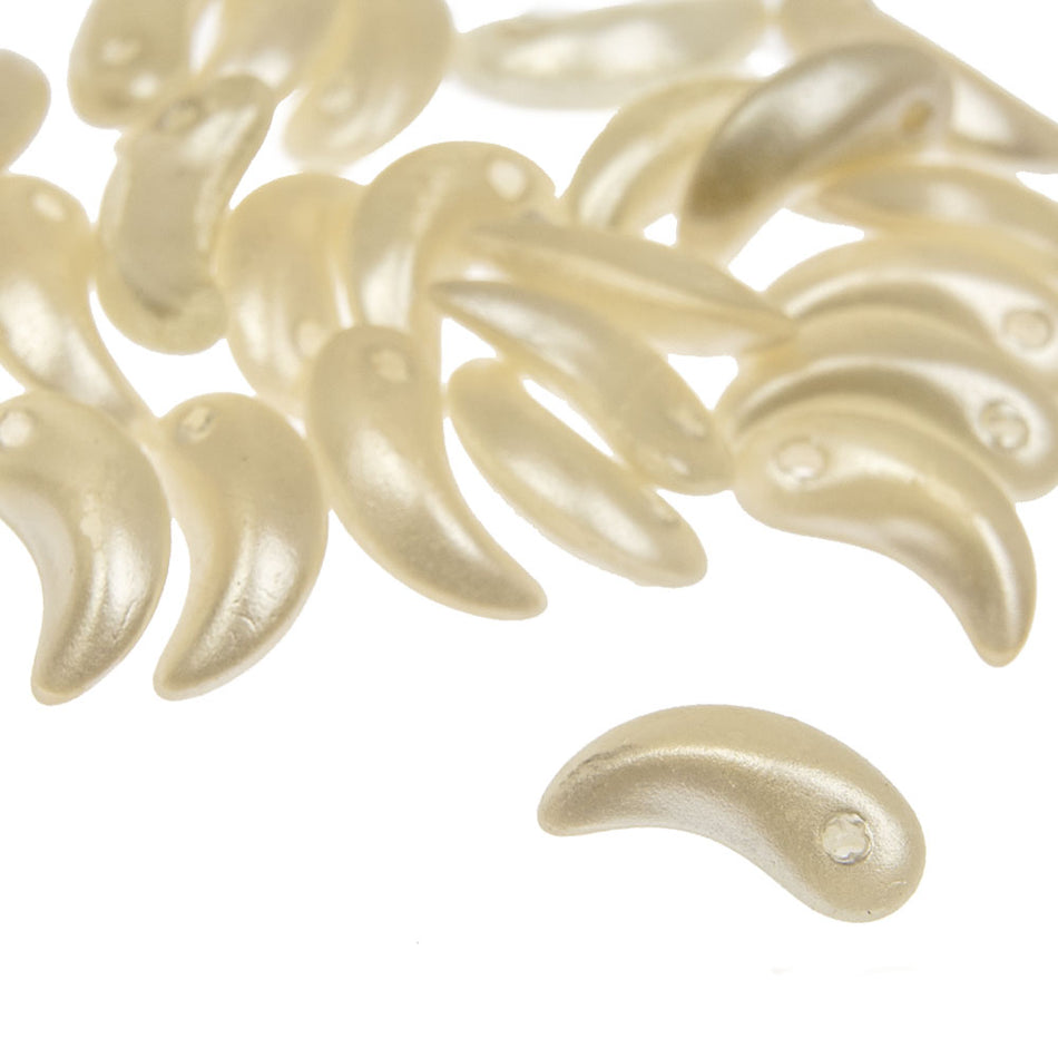 Teardrop Pearl Beads - Horizontal Drilled - 8x5mm (24 Pack)