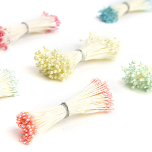 Flower Vintage Style Petite Stamens - Pearl Finish