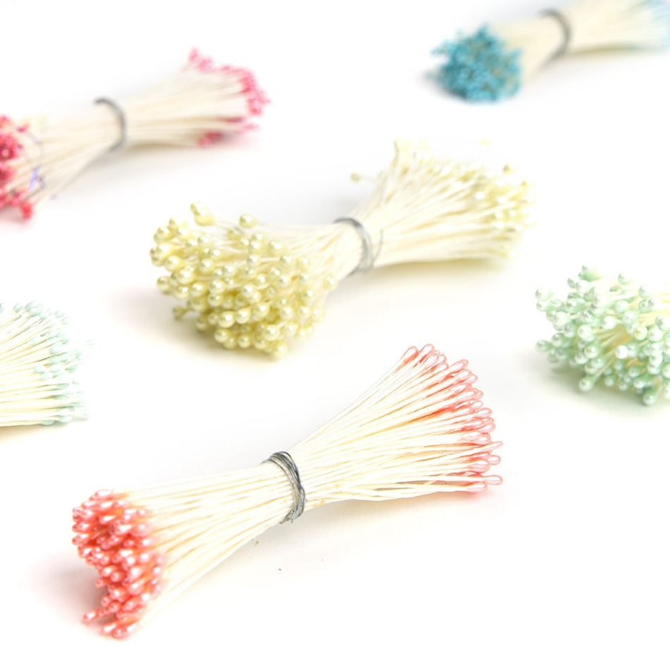 Flower Vintage Style Petite Stamens - Pearl Finish