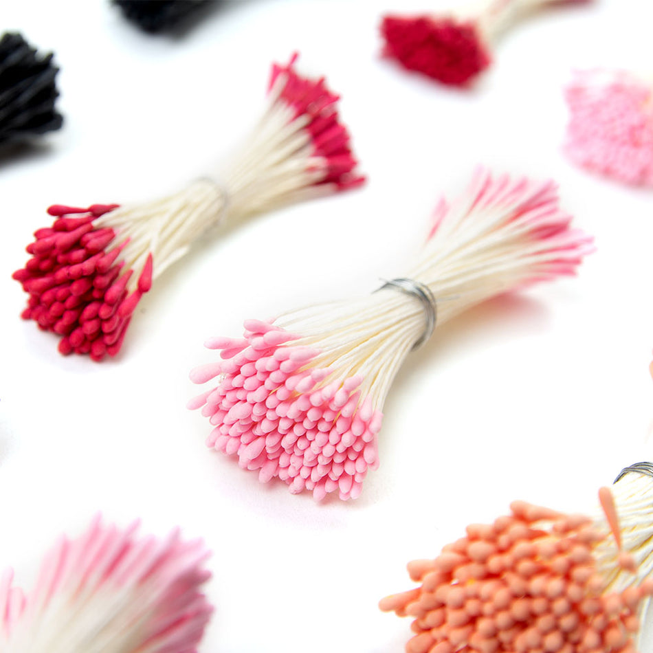 Flower Vintage Style Petite Stamens - Matte Finish