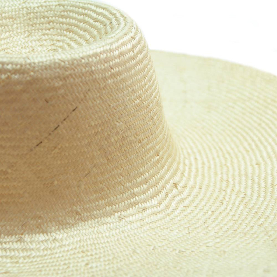 Standard Weave Capeline Parisisal